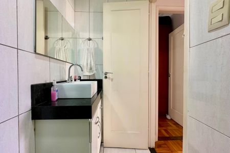 Apartamento à venda com 80m², 2 quartos e sem vagaBanheiro