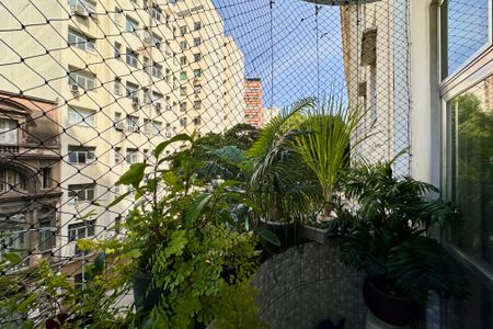 Apartamento à venda com 80m², 2 quartos e sem vagaVaranda