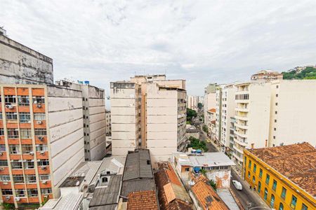 Apartamento à venda com 65m², 2 quartos e sem vaga