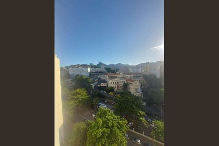 Apartamento à venda com 105m², 3 quartos e sem vaga