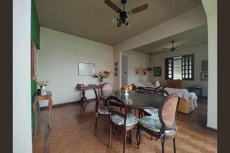 Apartamento à venda com 150m², 3 quartos e sem vaga