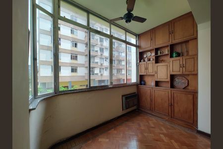 Apartamento à venda com 150m², 3 quartos e sem vaga
