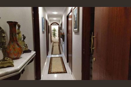 Apartamento à venda com 162m², 4 quartos e 1 vaga