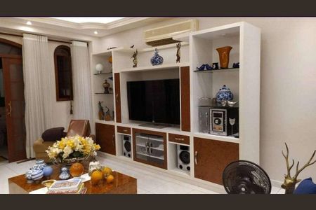 Apartamento à venda com 162m², 4 quartos e 1 vaga