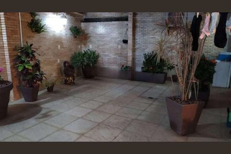 Apartamento à venda com 162m², 4 quartos e 1 vaga