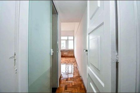 Apartamento à venda com 25m², 1 quarto e 1 vaga