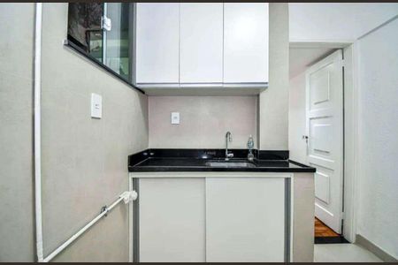 Apartamento à venda com 25m², 1 quarto e 1 vaga