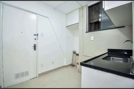 Apartamento à venda com 25m², 1 quarto e 1 vaga