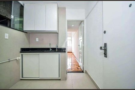 Apartamento à venda com 25m², 1 quarto e 1 vaga