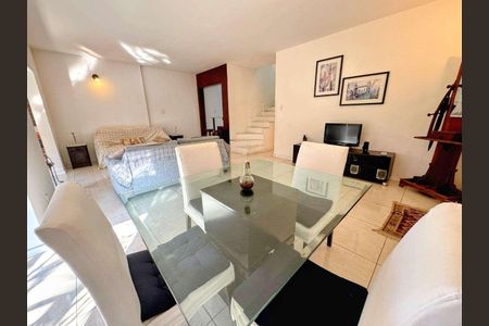 Casa à venda com 410m², 4 quartos e 2 vagas