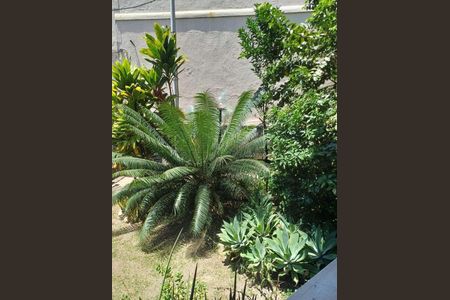 Casa à venda com 240m², 3 quartos e 2 vagas