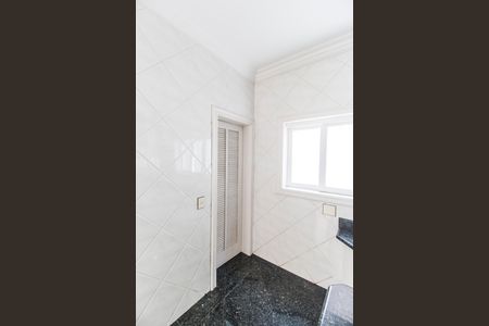 Casa de condomínio à venda com 560m², 4 quartos e 6 vagas Casa de condomínio à venda com 560m², 4 quartos e 6 vagasDespensa
