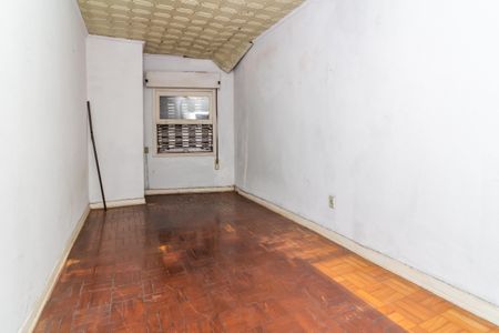 Casa à venda com 200m², 2 quartos e 4 vagas Casa à venda com 200m², 2 quartos e 4 vagasQuarto