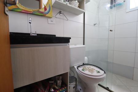 Apartamento à venda com 73m², 2 quartos e 2 vagasBanheiro Social
