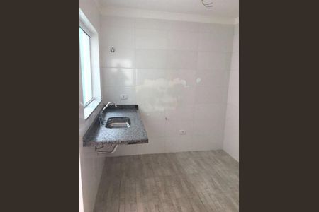 Casa à venda com 60m², 2 quartos e 1 vaga