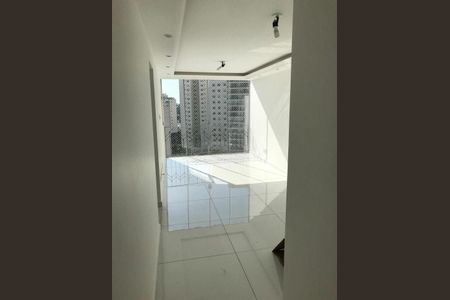 Apartamento à venda com 72m², 2 quartos e 1 vaga