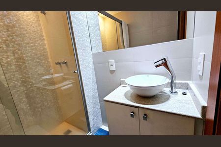 Apartamento à venda com 58m², 2 quartos e 1 vaga