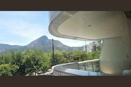 Apartamento à venda com 58m², 2 quartos e 1 vaga