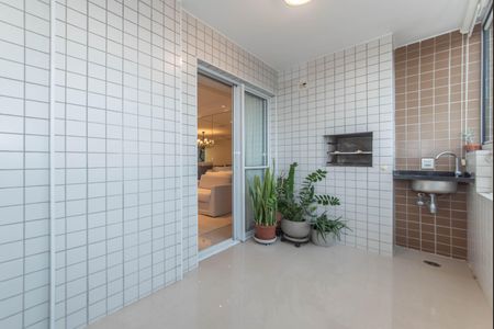 Apartamento à venda com 97m², 3 quartos e 2 vagasVaranda
