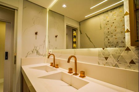 Apartamento à venda com 114m², 2 quartos e 2 vagas Apartamento à venda com 114m², 2 quartos e 2 vagasBanheiro da Suíte 2