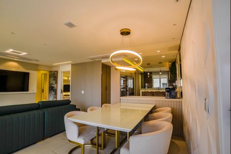 Apartamento à venda com 114m², 2 quartos e 2 vagas Apartamento à venda com 114m², 2 quartos e 2 vagasSala de Jantar