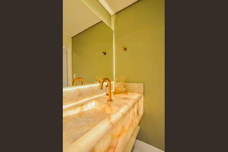 Apartamento à venda com 114m², 2 quartos e 2 vagas Apartamento à venda com 114m², 2 quartos e 2 vagasLavabo