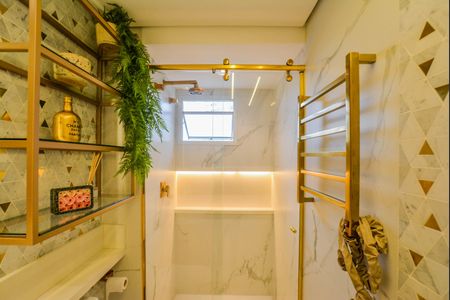 Apartamento à venda com 114m², 2 quartos e 2 vagas Apartamento à venda com 114m², 2 quartos e 2 vagasBanheiro da Suíte 2