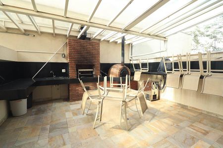 Apartamento à venda com 114m², 2 quartos e 2 vagas Apartamento à venda com 114m², 2 quartos e 2 vagasÁrea comum - Churrasqueira