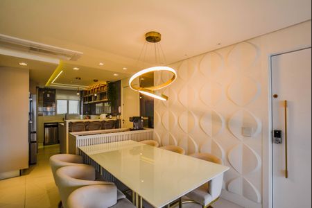 Apartamento à venda com 114m², 2 quartos e 2 vagas Apartamento à venda com 114m², 2 quartos e 2 vagasSala de Jantar