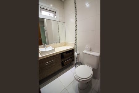 Casa à venda com 180m², 3 quartos e 2 vagasBanheiro Social