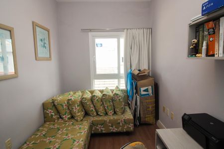 Casa à venda com 180m², 3 quartos e 2 vagasEscritório