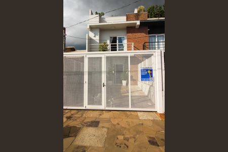 Casa à venda com 180m², 3 quartos e 2 vagasFachada