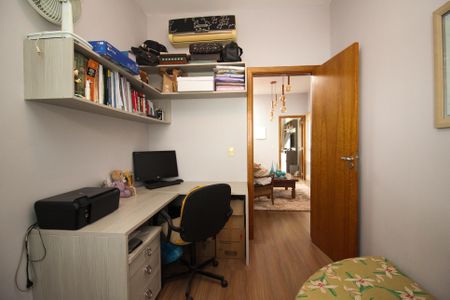 Casa à venda com 180m², 3 quartos e 2 vagasEscritório