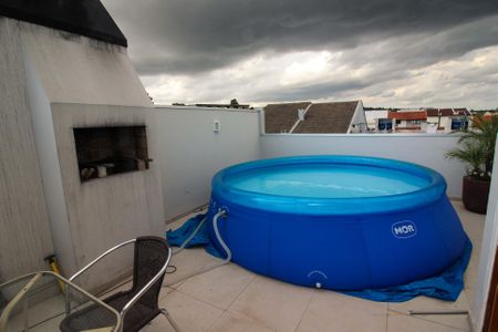 Casa à venda com 180m², 3 quartos e 2 vagasTerraço