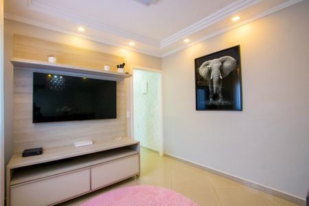 Apartamento à venda com 140m², 2 quartos e 2 vagas Apartamento à venda com 140m², 2 quartos e 2 vagasSala