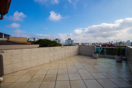 Apartamento à venda com 140m², 2 quartos e 2 vagas Apartamento à venda com 140m², 2 quartos e 2 vagasCobertura