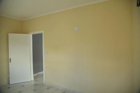 Casa à venda com 220m², 2 quartos e 8 vagasQuarto1