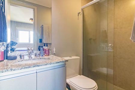 Apartamento à venda com 71m², 2 quartos e 1 vaga Apartamento à venda com 71m², 2 quartos e 1 vagaBanheiro da Suíte