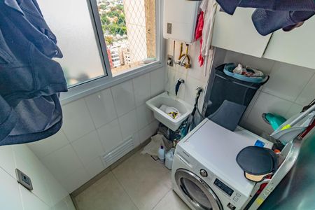 Apartamento à venda com 71m², 2 quartos e 1 vaga Apartamento à venda com 71m², 2 quartos e 1 vagaÁrea de Serviço