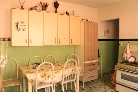 Casa à venda com 492m², 4 quartos e 1 vagaCasa 3 - Cozinha