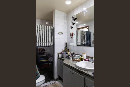 Apartamento à venda com 153m², 3 quartos e 1 vaga Apartamento à venda com 153m², 3 quartos e 1 vagaBanheiro da Suíte