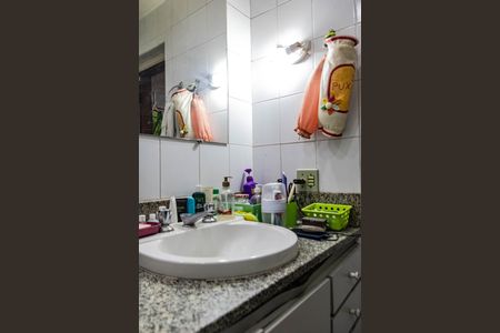 Apartamento à venda com 153m², 3 quartos e 1 vaga Apartamento à venda com 153m², 3 quartos e 1 vagaBanheiro da Suíte