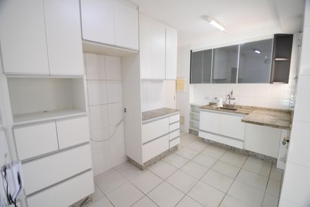 Apartamento para alugar com 137m², 4 quartos e 3 vagasCozinha