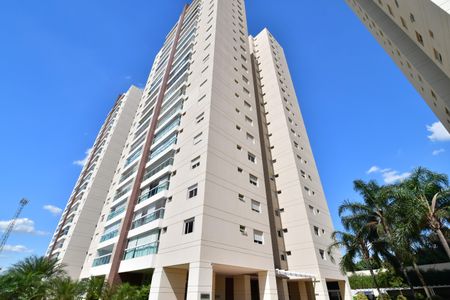Apartamento para alugar com 137m², 4 quartos e 3 vagasFachada do bloco