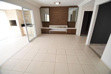 Apartamento para alugar com 137m², 4 quartos e 3 vagasSala