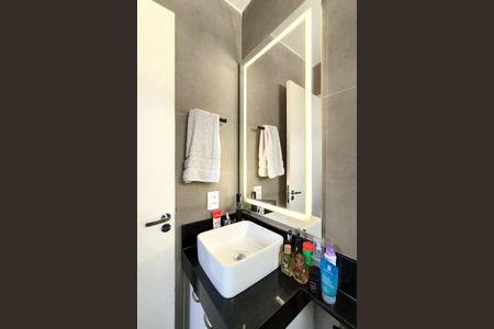 Apartamento à venda com 136m², 3 quartos e 2 vagasBanheiro da Suíte