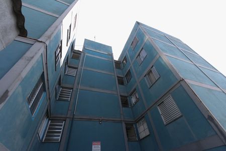 Apartamento à venda com 56m², 2 quartos e 1 vaga Apartamento à venda com 56m², 2 quartos e 1 vagaFachada