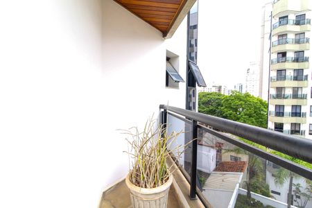 Apartamento à venda com 311m², 3 quartos e sem vaga Apartamento à venda com 311m², 3 quartos e sem vagaVaranda suíte 3