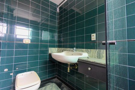 Apartamento à venda com 311m², 3 quartos e sem vaga Apartamento à venda com 311m², 3 quartos e sem vagaBanheiro da Suíte 1