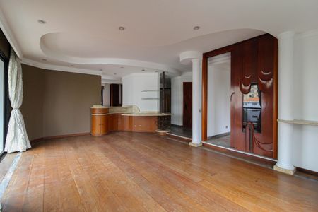 Apartamento à venda com 311m², 3 quartos e sem vaga Apartamento à venda com 311m², 3 quartos e sem vagaSala